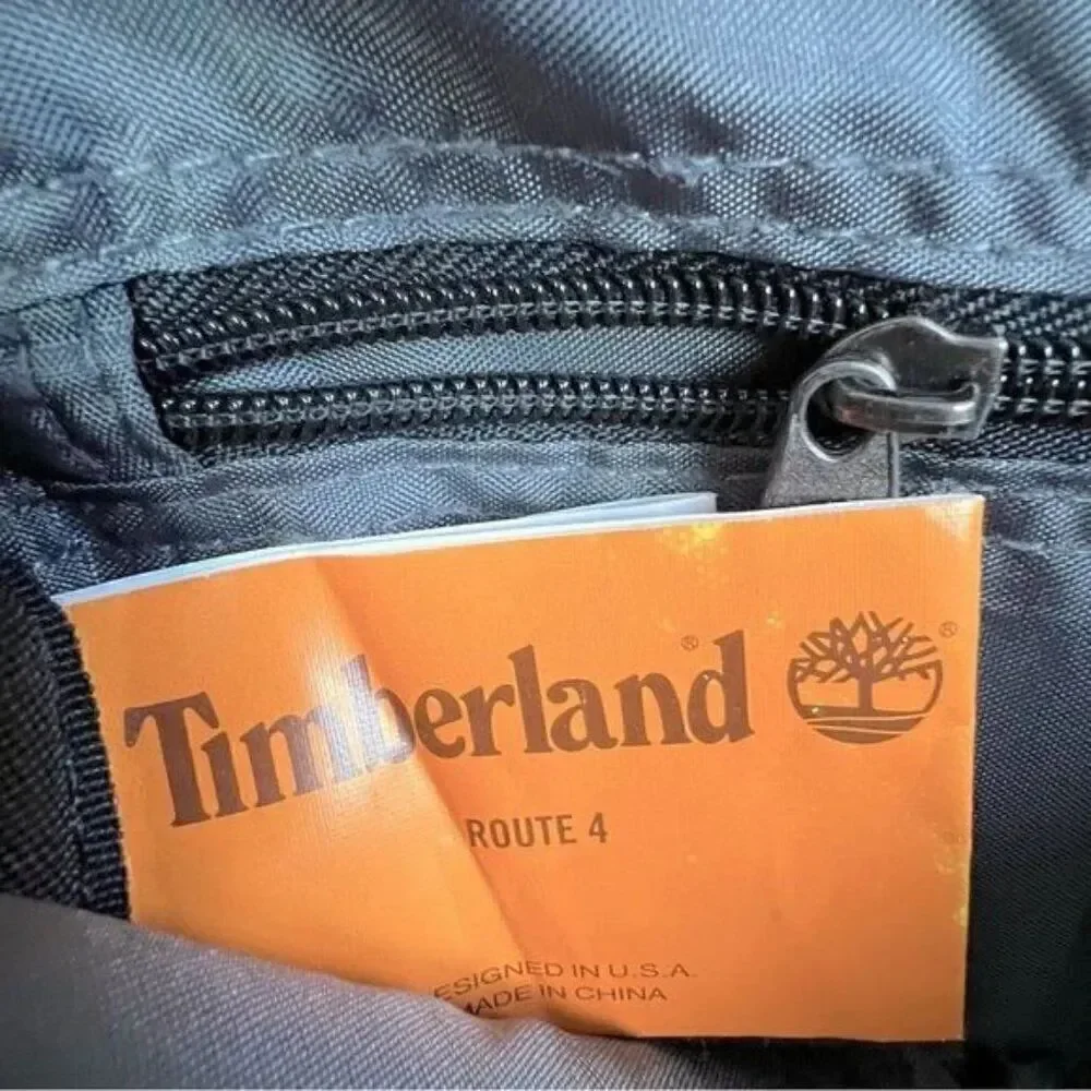 TIMBERLAND ROUTE 4 MESSENGER BAG MOUNTAIN GREEN